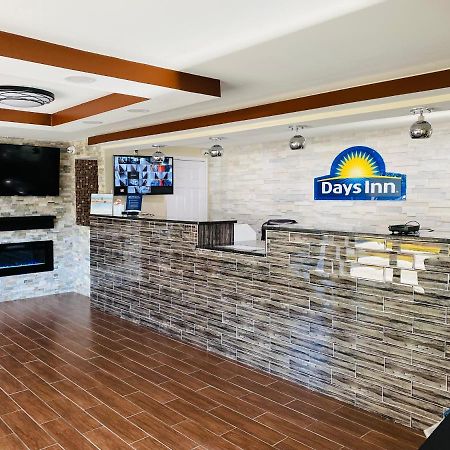 Days Inn By Wyndham Sharonville Bagian luar foto