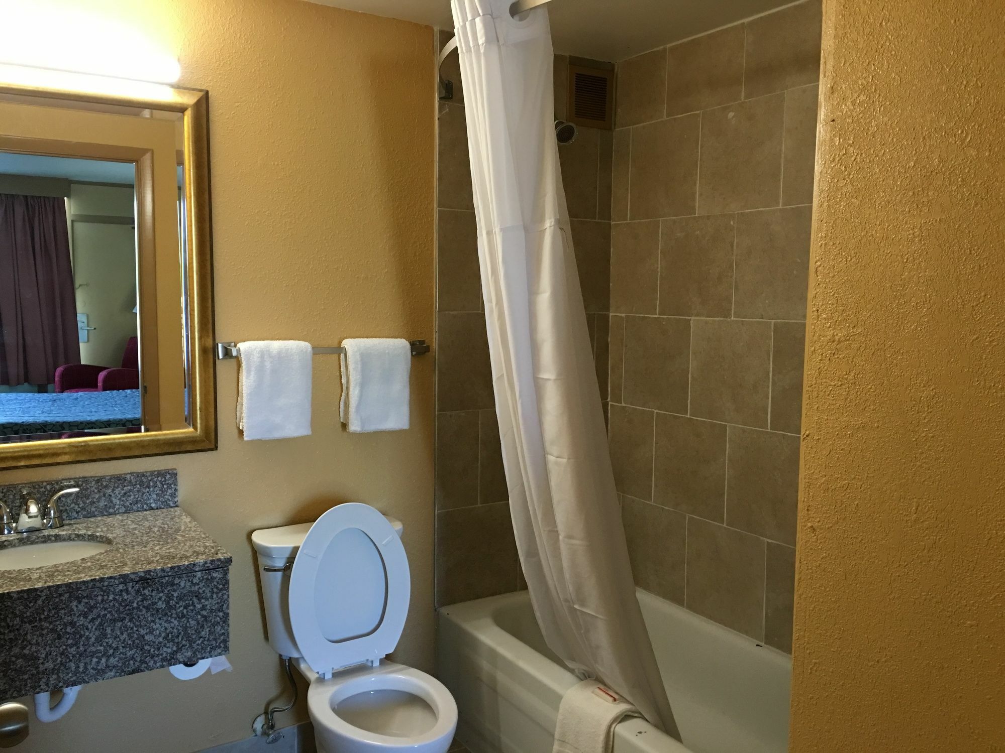 Days Inn By Wyndham Sharonville Bagian luar foto
