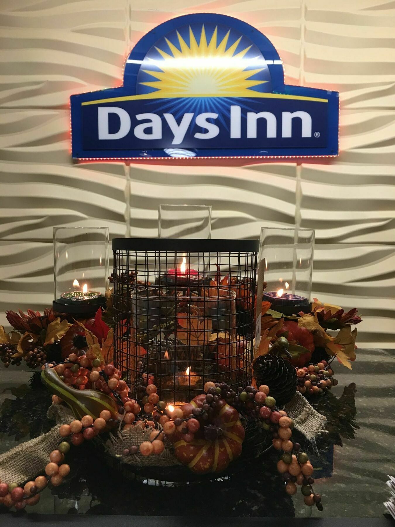 Days Inn By Wyndham Sharonville Bagian luar foto