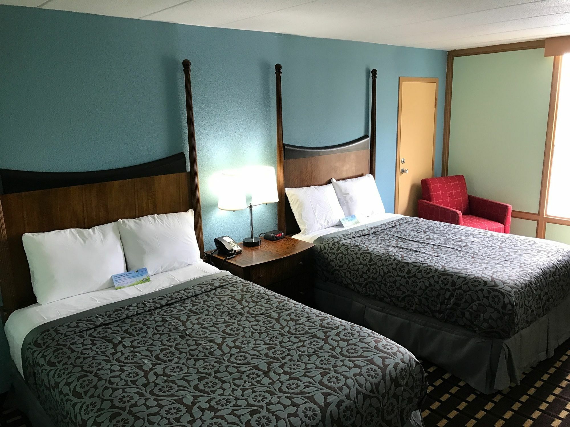 Days Inn By Wyndham Sharonville Bagian luar foto